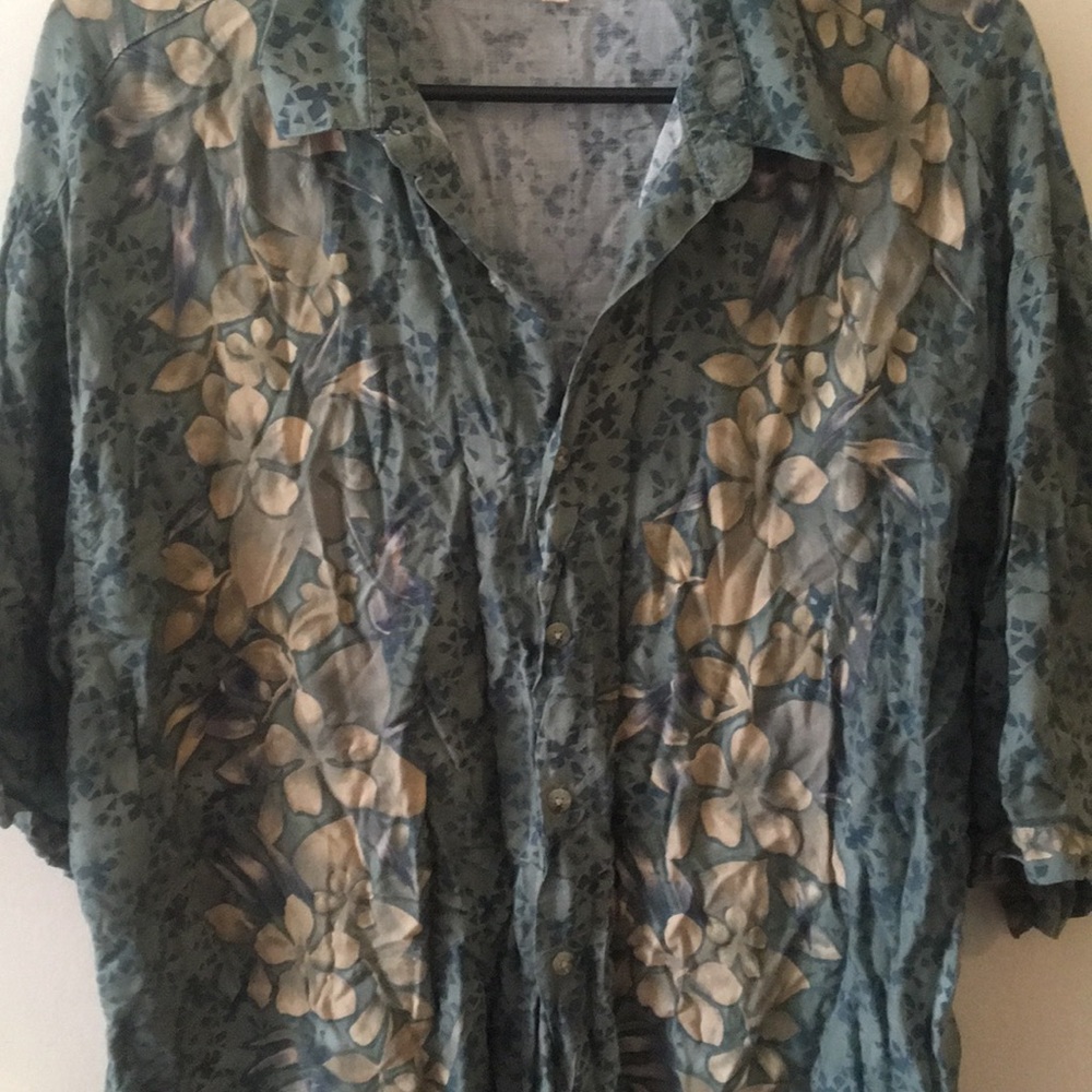Campia Button-Down